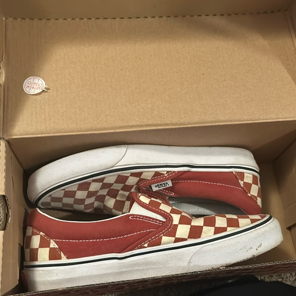 custom colored vans